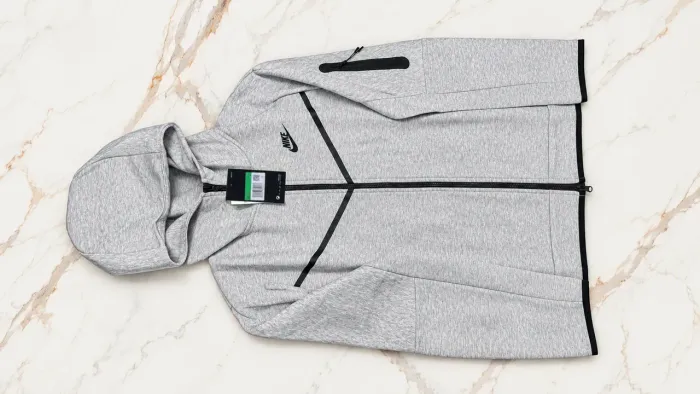 Blusa Nike tech fleece cinza