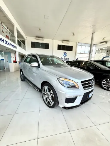 Mercedes-Benz ML-63 AMG 5.5 V8 Bi-turbo Aut. 2012