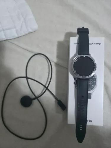 Galaxy watch 8 classic. 1 ano de uso completo