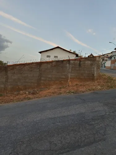 Terreno 290m2 murado
