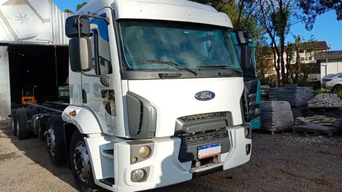 Ford Cargo 2429, bitruck
