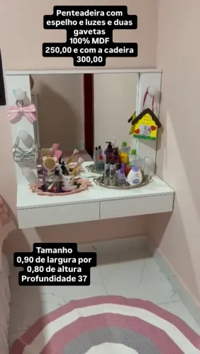 Vendo escrivaninha, nicho e penteadeira e 2 cadeiras