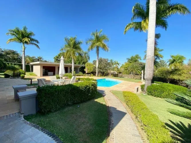 Casa de Condomínio com 5 Quartos, todos Suítes à venda, 1000 m² por R$ 7.900.000 - Residen