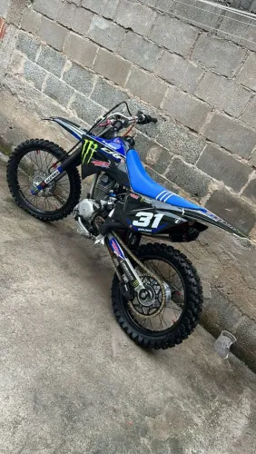 Crf moto preparada para trilha