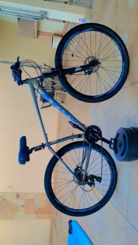 Bicicleta aro 29 - revisada em perfeito estado