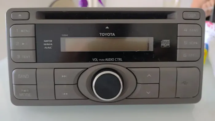 Rádio original Toyota Etios