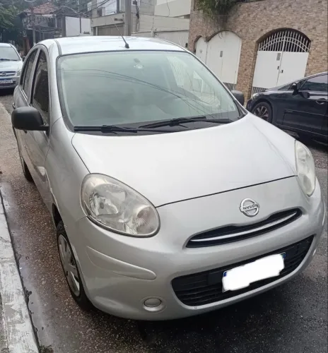 Nissan March 1.0 16V Flex Fuel 5P 2012