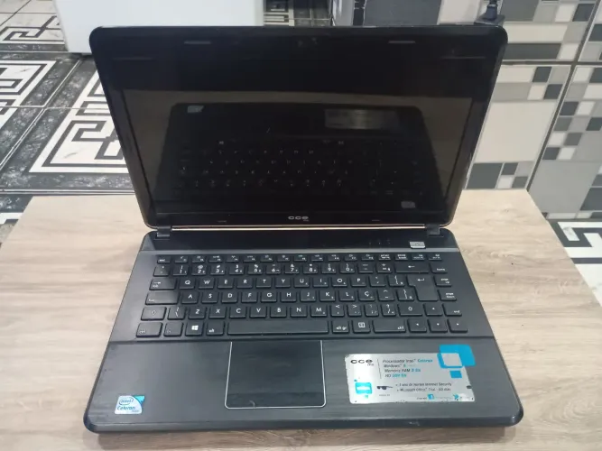 Notebook CCE info Win retirar peças