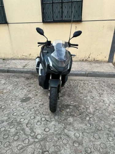 Honda ADV 150 2024 - Verde | Única Dona | Excelente Estado