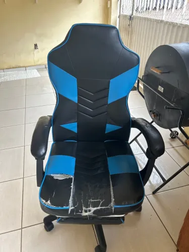 Cadeira gamer usada