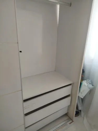 Guarda roupa usado