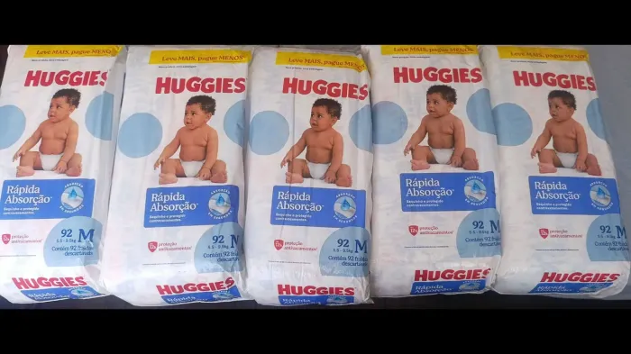 Fraldas Huggies M