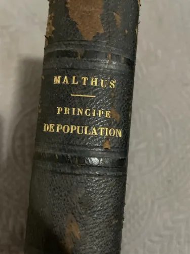 Livro Princípio da População edição original de época