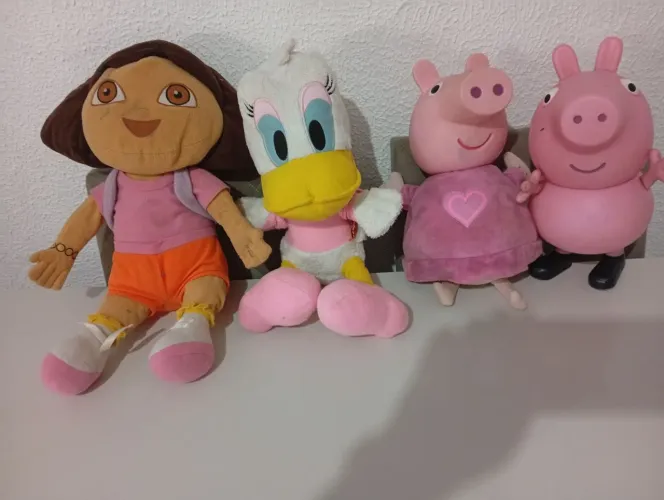 Dora aventureira, margarida e Peppa pig