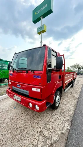 Ford Cargo 816 2013 Carroceria Facchini 6,20