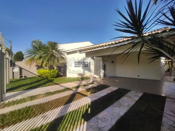 Jardim Aclimação - Casa com 4 dormitórios e 4 vagas de garagem