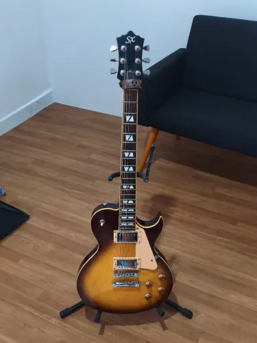 Guitarra les paul SX 