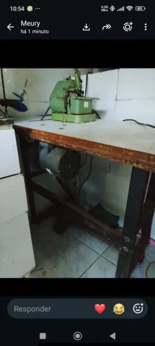Máquina de custura 