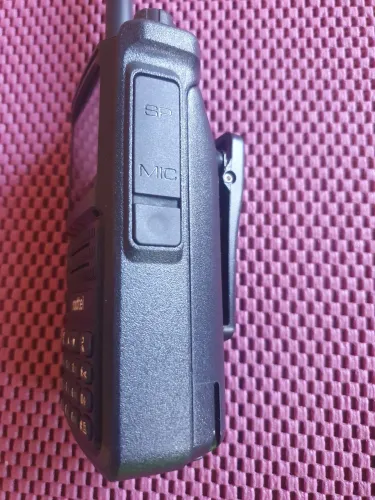 Rádio HT Radtel RT-470