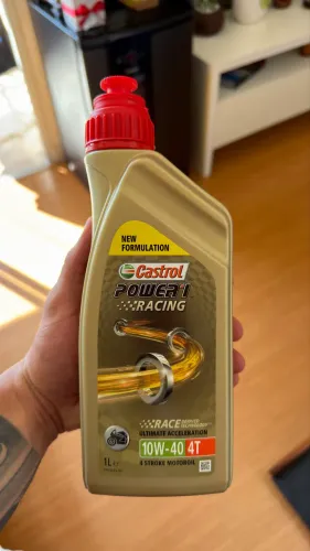 ÓLEO CASTROL 10W 40 POWER 1 RACING