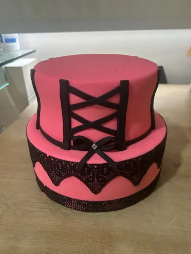 Vendo bolo fake Chá de lingerie