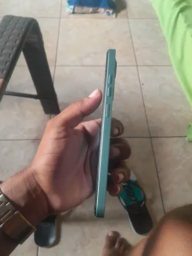 Vendo celular tecno spark