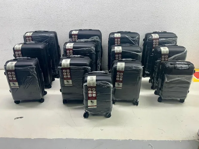 Malas de viagem em POLIPROPILENO
