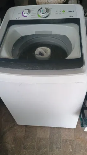 Vendo máquina 12 kg funcionando perfeitamente com garantia 3 meses 