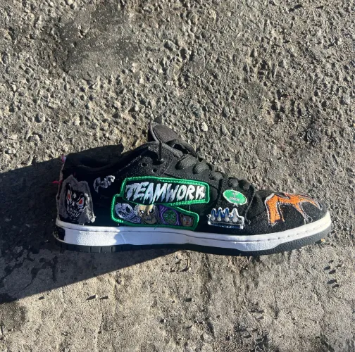 nike dunk low neckface