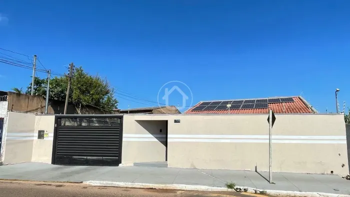 CASA 4 DORMITÓRIOS SENDO 1 SUÍTE
