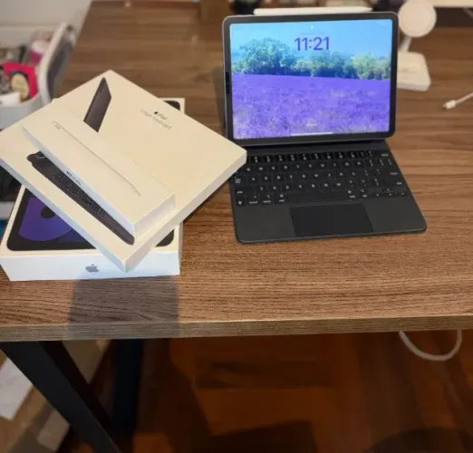 iPad Air Roxo 5ª geração M1 64GB + Magic Keyboard + Apple Pencil ? impecável