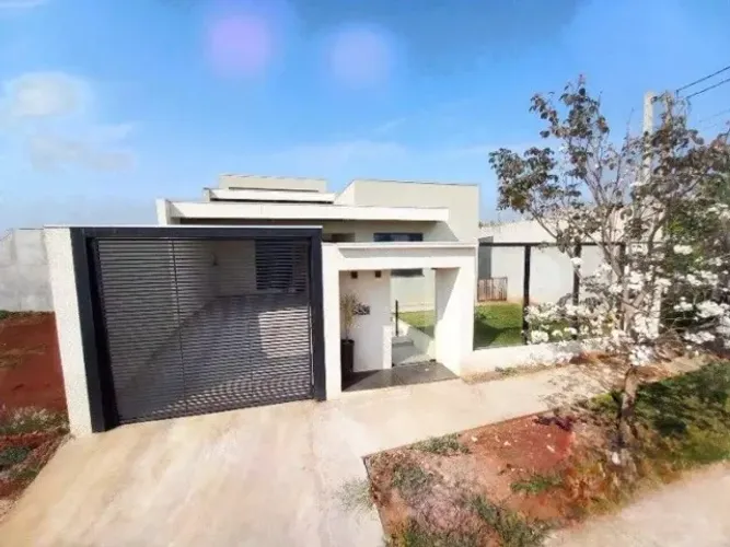 GRANDE OPORTUNIDADE - CASA C/ 4 DORMITÓRIOS - Próximo a Coca-Cola