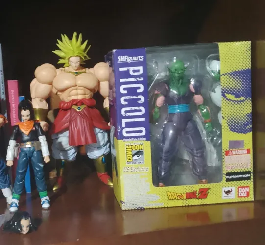 Bonecos sh figuarts broly Android 17 e piccolo