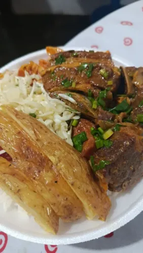 Marmitas delivery  comida ? caseira 