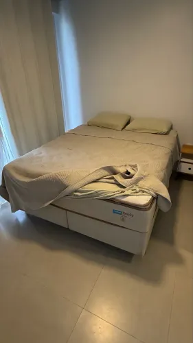 Cama Queen Size 