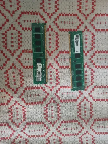 2 Memórias RAM DDR3 4GB