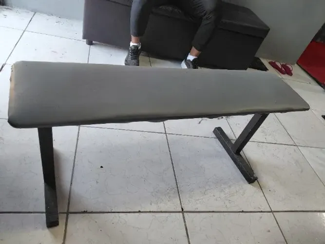 Banco Reto de Musculação
