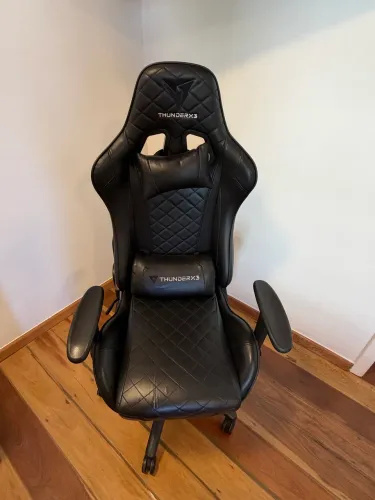 Cadeira gamer ThunderX3