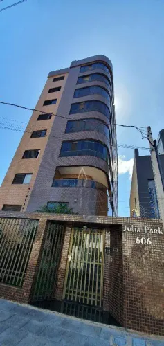 Apartamento para locação no Edifício Julia Park em Cascavel