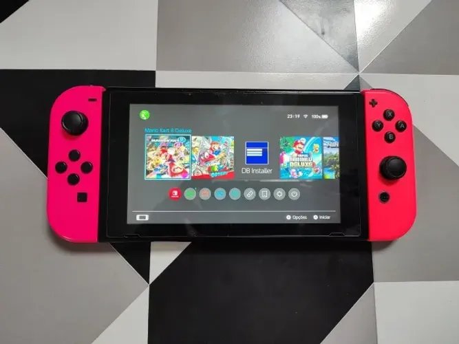 Nintendo switch V2 destravado 64gb cheio de games faço envio