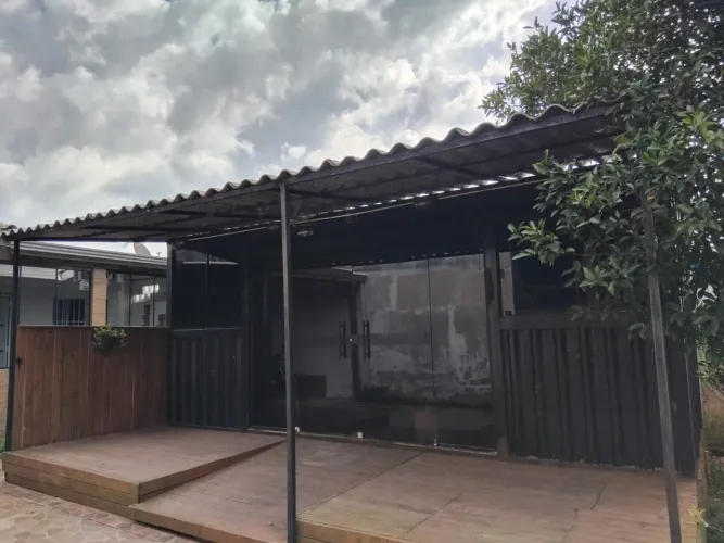 VENDE-SE CONTAINER/ESTRUTURA MODULAR - 6m x 3m