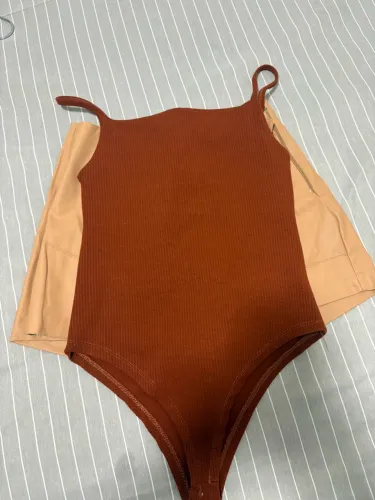 Conjunto top