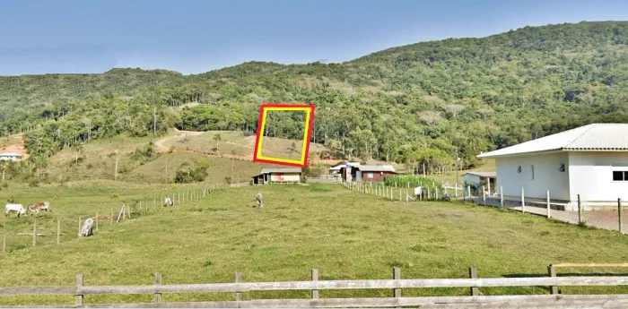 TERRENO, 3.000 m², Escritura - Colônia Santana