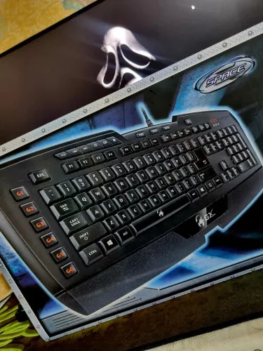 Teclado gamer imperator 1 com teclas macro