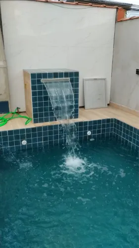Casa de Piscina ideal para festa (Praia Grande)