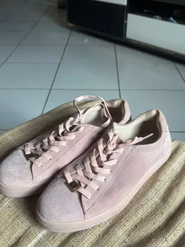 Tênis Carmen Steffens Rosa Camurça - Tam. 37 Usado