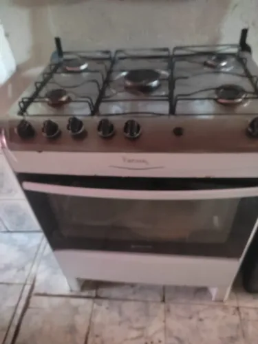 Vende se fogão de 5 bocas 