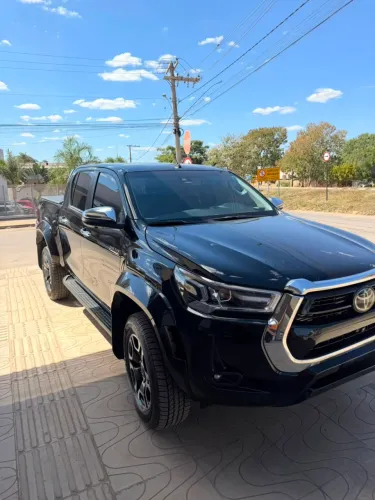 Toyota Hilux CD SRX Plus 4X4 2.8 TDI Die. Aut. 2024