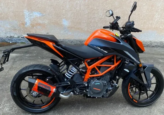 KTM Duke 390 2024 2562 km = a zero IPVA quitado impecável