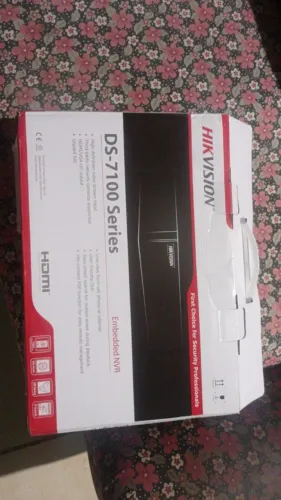 NVR Hikvision DS-7100 Series